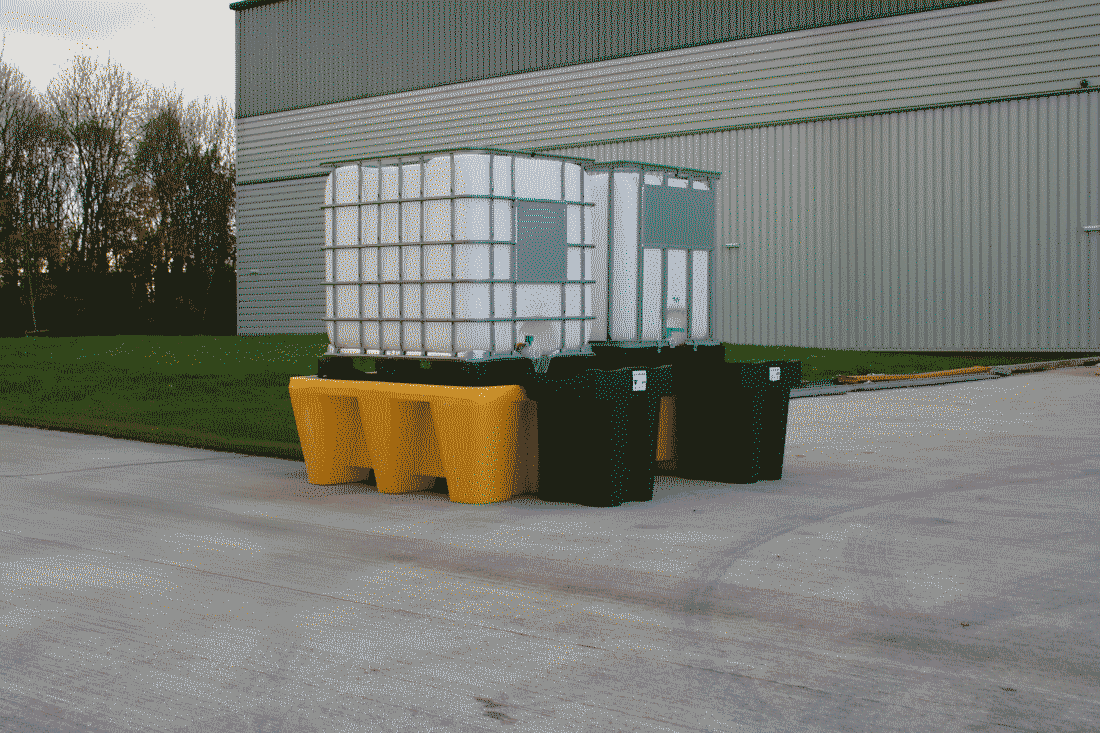What is Spill Control Secondary Containment? | UK Spill Safety Guide